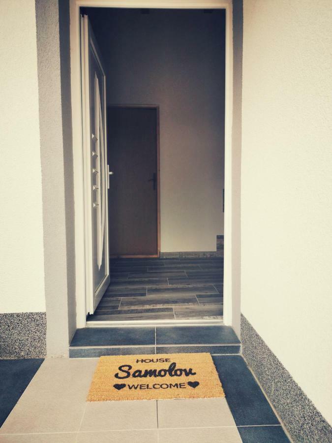 Guesthouse Samolov Vrhovine Eksteriør bilde